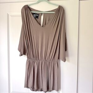 Soul Revival Tunic Top, Taupe, Large, EUC